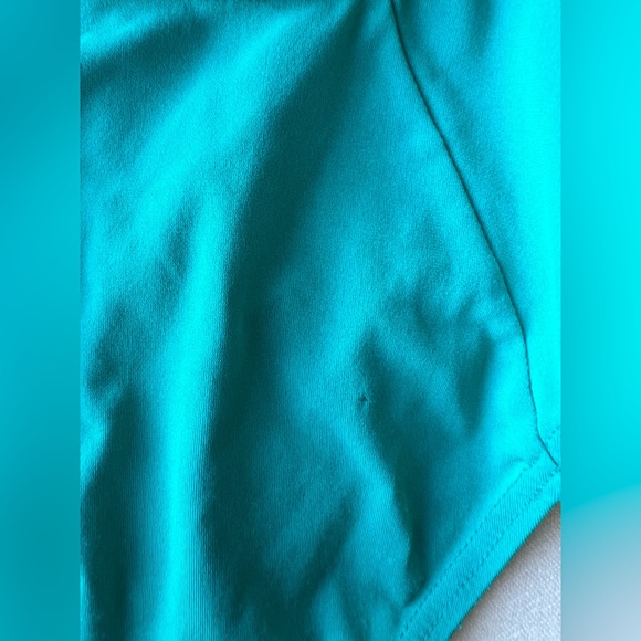 Arena youth one piece suit size 26 in teal - Picture 4 of 4